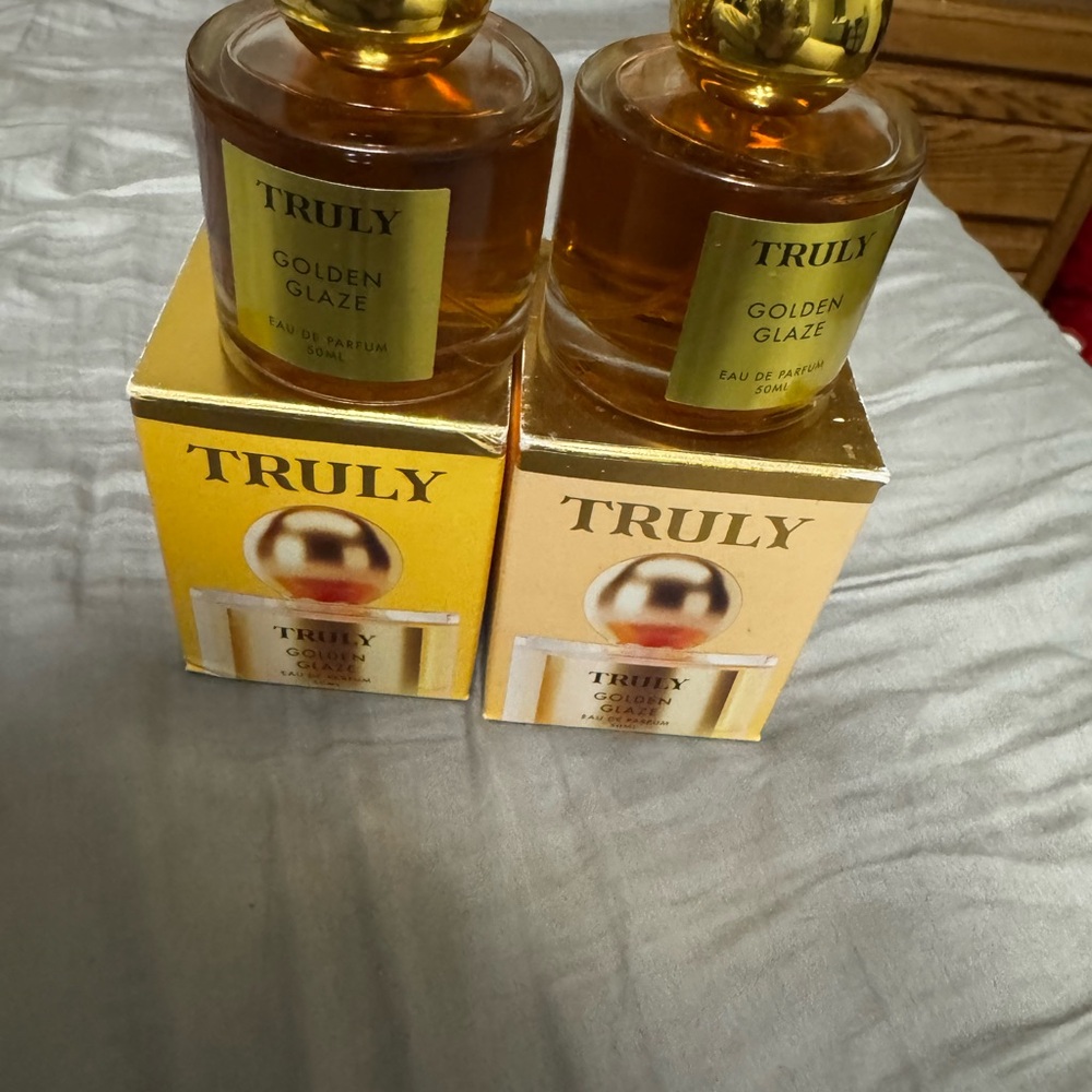 TRULY Golden Glaze Perfume Set